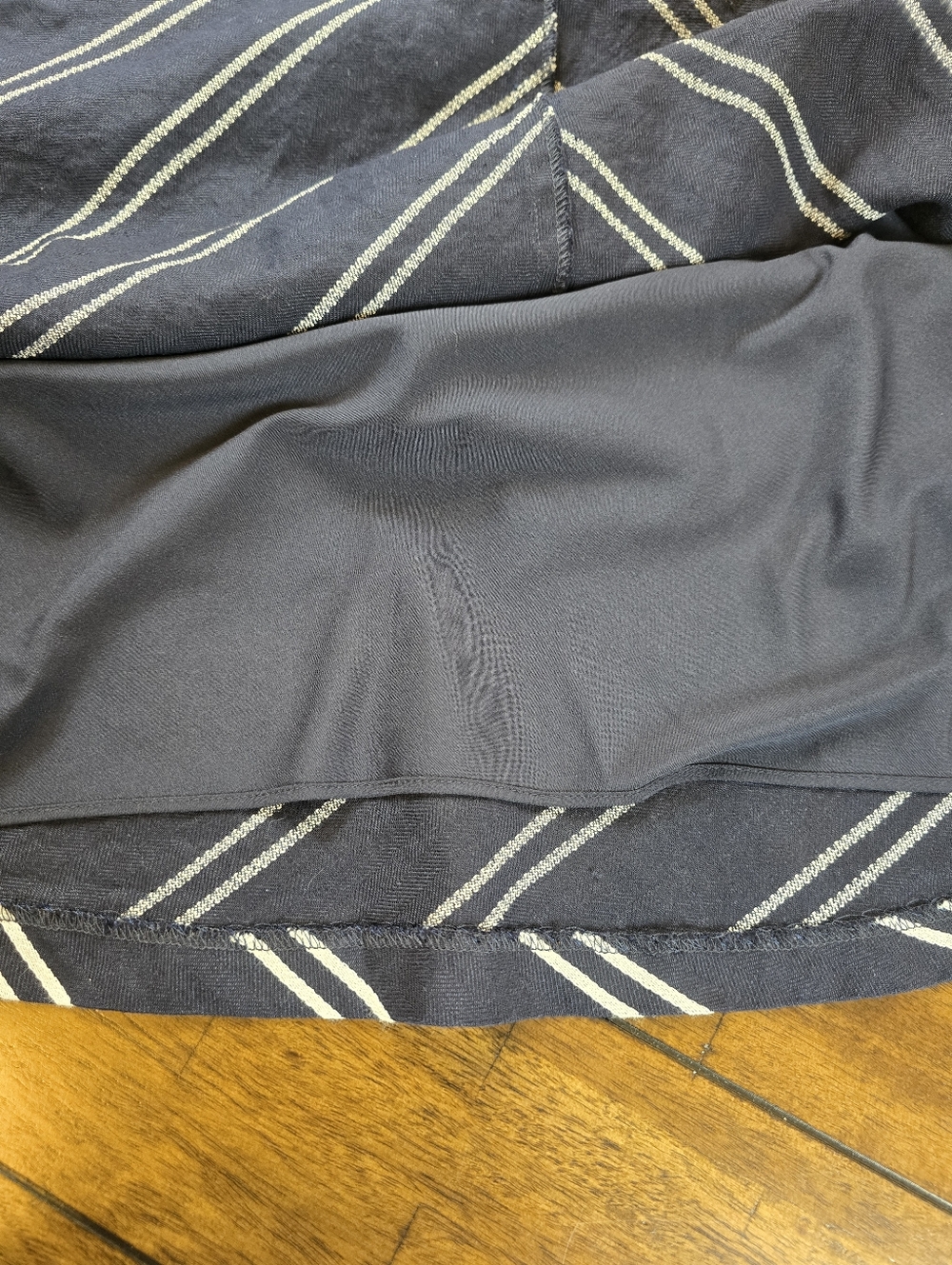 Talbots Dobby-Weave Stripe Midi Skirt Navy White Size 6 - Picture 7 of 11